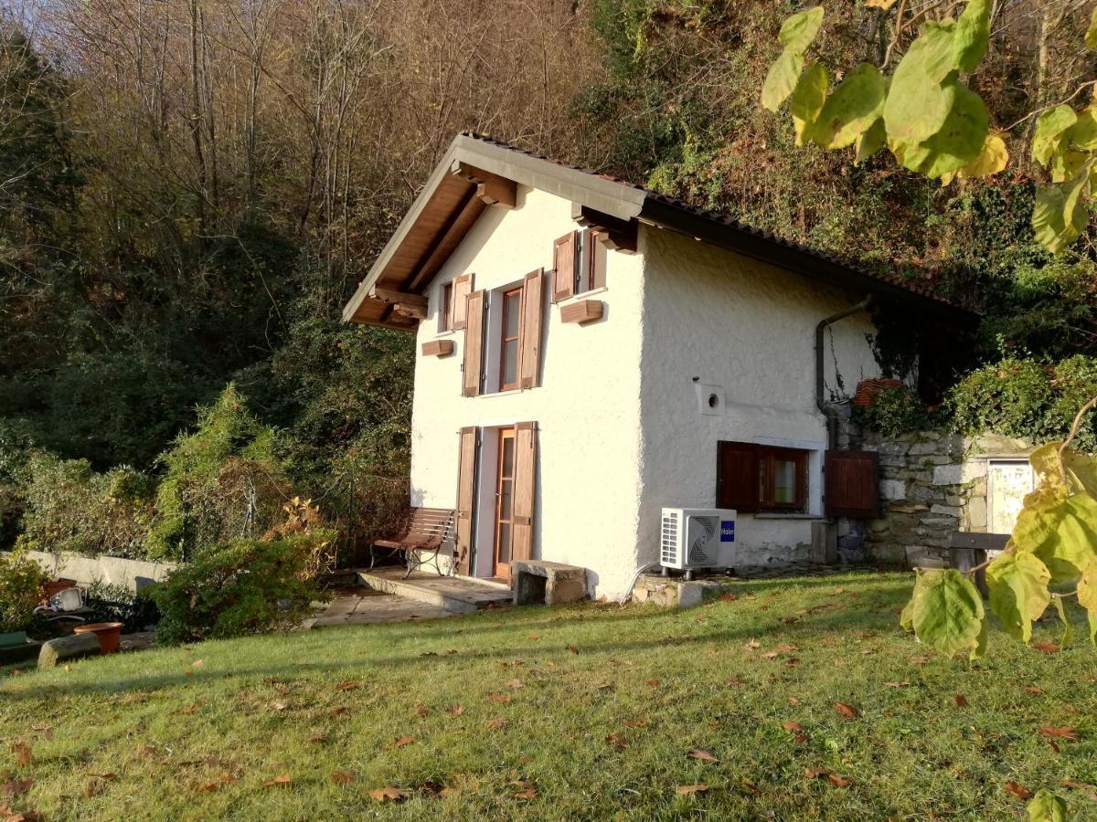 Romantica Casetta Nel Verde Con Vista Sul Lago เบลจิราเต ภายนอก รูปภาพ